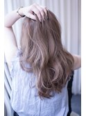 vicushair「透けるグレージュ×クールウェーブ」
