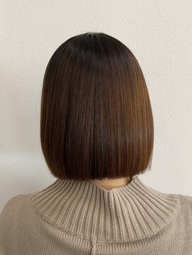 ギャロップヘアー 切りっぱなしボブ×縮毛矯正