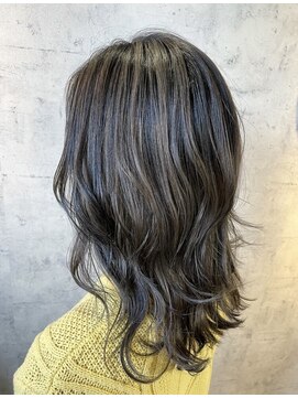 ヘアデザイン ファブロ(hair design FABRO.) バレイヤージュ♪