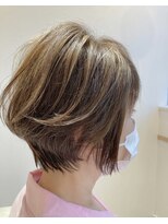 ベース(BASE)&nbsp;立体カラー