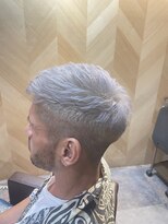 ワフトテイラー(Waft Taylor)&nbsp;お客様スタイル！ブリーチオンホワイトシルバー