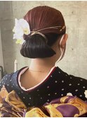 成人式ヘアセット　タイトシニヨン　水引×金箔　インナーカラー