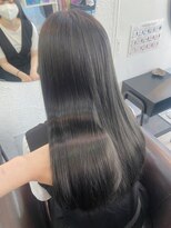 ラビス(Lovis)&nbsp;ハッシュカット/フルバング/似合わせカット/レッドブラウン