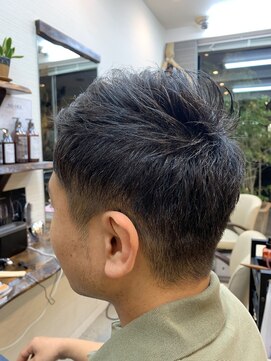マコ(mako) メンズカット　ツーブロック