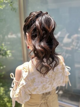 マーリー(marlee) ポニーテール