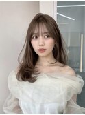 ニュアンスレイヤー×くすみベージュ