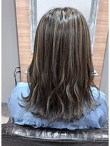 ルシードスタイルベル(LUCID STYEL BELLE)&nbsp;見えるとこだけ低ダメージハイライトカラー