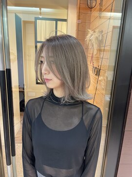 アップ(A+hair) くびれショートボブ30代40代50代グレイカラー白髪染め白髪ぼかし