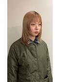 ハイトーンカラー/艶感ミディ/小顔レイヤー/ツヤ髪スタイル
