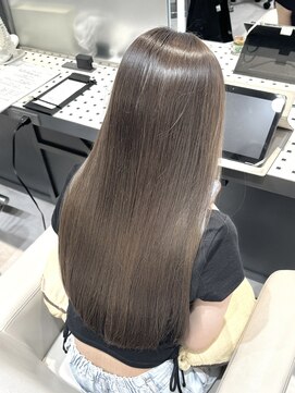 ヤヤ 浅草(yaya.) 【浅草/髪質改善/ダブルカラー/レイヤー/縮毛矯正/学割/酸性】