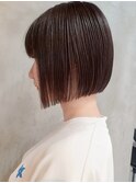 横浜西口レイヤーボブショコラベージュ丸みショートボブ前髪あり