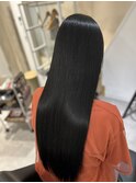うる艶暗髪ロングストレート【新宿/髪質改善/４０代/５０代】