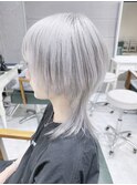 地雷系ジェンダーレスウルフカット　アッシュシルバー