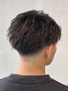 フランクスバーバーリザーブ 人形町店(FRANK’S BARBER RESERVE) ツイストピンパーマ/人形町　y