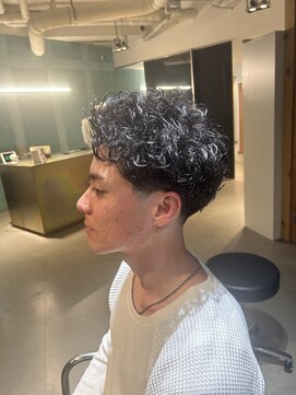 アカ(ACA) ショートシャドウパーマ