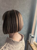 ヴィヴァーシャス(viva cious) 白髪ぼかしハイライト ベーシュ