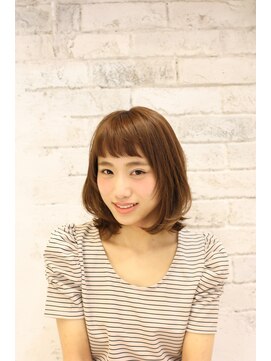 ヘアーリーフ(Hair Leafy) ［Ｌｅａｆｙ］　艶っツヤ　簡単ボブ