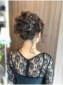 結婚式お呼ばれアップスタイル