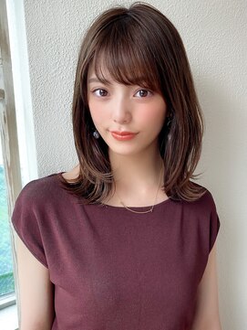 アフロート ディル(AFLOAT D'L) 大人かわいいひし形シルエット ショコラグレージュ 外ハネ 小顔