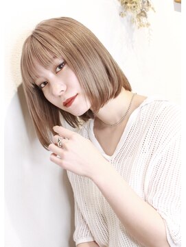 アンサム リリー(UNSOME Lille) ハイトーン/ボブ/ベージュ