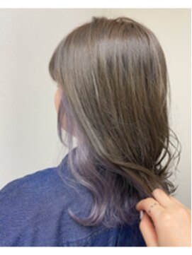 カプア 仙台駅前店(Kapua) インナーカラー/ホワイトラベンダー×プラチナアッシュ