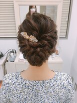 リサ 恵比寿(risa.)&nbsp;ねじりのルーズアップスタイル