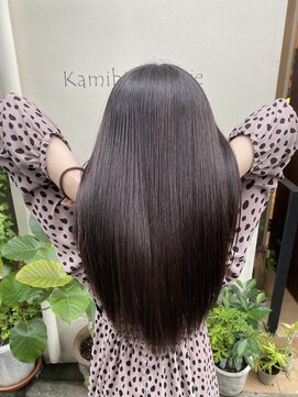 カミビト マヴィー(kamibito mavie) マロンベージュ×うる艶ストレート