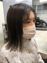 ボウ(BOW)&nbsp;切りっぱなしボブ×アッシュグレージュ