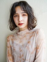 マセナ(Masena)&nbsp;無造作パーマ　オン眉センターパート