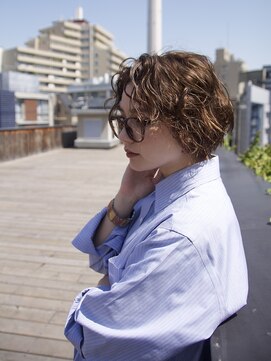 メゾンアミリ(Maison AmiLi) ハンサムウェーブ