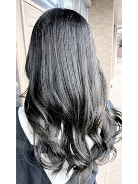 トリニティ(trinity) 大人カラー・髪質改善・艶髪【豊見城・南風原・与那原・南城】