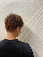 黒髪に飽きた方必見！ショートヘアの王道の12ベージュ