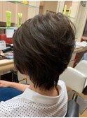 大人可愛いくびれ美人ショート 40代50代60代