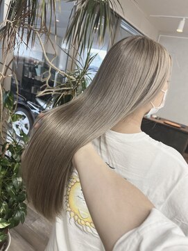 ヴィフ 大船(VIF) バレイヤージュ/ハイライト/ダブルカラー/ケアブリーチ/ボブ