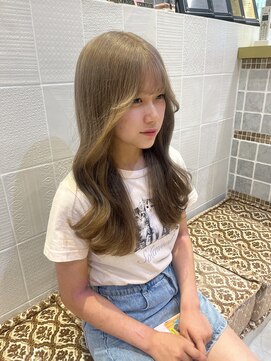 ロンドローズ 名古屋(Lond damaskRose) ブリーチ 学割 オリーブベージュ レイヤーカット リタッチ 363