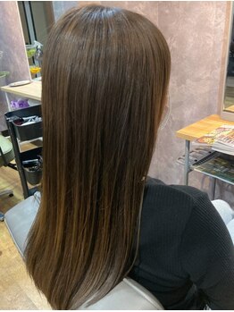 ハル(halu)の写真/思わず触れたくなる[ツヤ感/手触り]の髪質改善ストレート。くせ毛や広がりを抑え毎朝のお手入れも簡単に◎