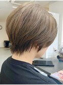シドウ/30代40代50代/赤みなしカラー/パーマなしショート