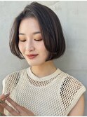 大人ショートボブ 顔周りレイヤー イルミナカラー 表参道30代