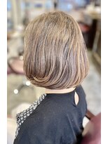 サーティエイト(38)&nbsp;60代 白髪ぼかし長め丸みボブ/カット/髪質改善/元町/ショート/