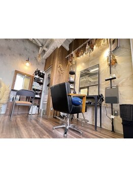 大切な人と一緒に過ごす、贅沢なひととき。同時施術OK＆完全個室のプライベートサロン。