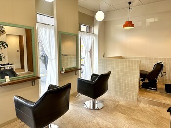 ノットベース 池袋(KNOT BASE)の写真/マンツーマンだからこそできる丁寧な施術は満足度も◎カウンセリング重視で理想のスタイルを実現します＊