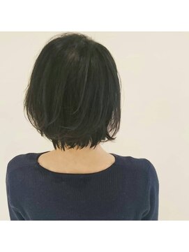 デフィー(DEFY) 襟足すっきりショートスタイル