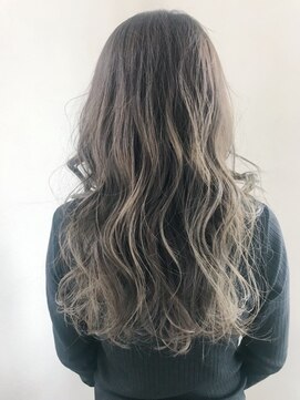 フィエスタ(Fiesta) シルバーベージュ