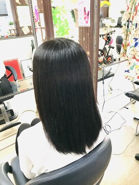 あかね美容室 田上店 グレージュカラーのストレートスタイル！