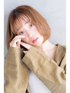 テイラー(Taylor) ［Taylor］☆大宮　アッシュベージュ×シンプルボブ