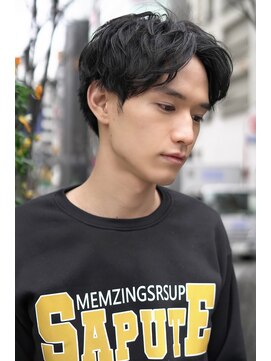 ジョエミバイアンアミ(joemi by Un ami) (joemi 新宿)人気NO1センター分けの色気ヘア 近江