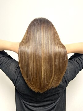 アミューズ(amuse) 極上の艶　縮毛矯正