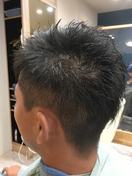 ヘアサロンアンドヘアメイクディー(hair salon hair make D) アシメ/ハーフ/アップバング/サイドパート/メンズ/フェード