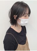 大人黒髪外ハネ前下がりボブ耳かけ前髪あり20代30代40代