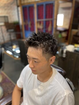 アントルポ(entrepot) テーパーパーマ